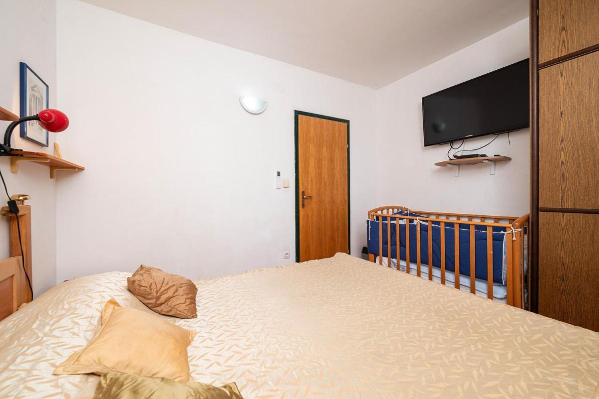 Big Swimming Pool Apartment Monvidal Pula Exterior foto